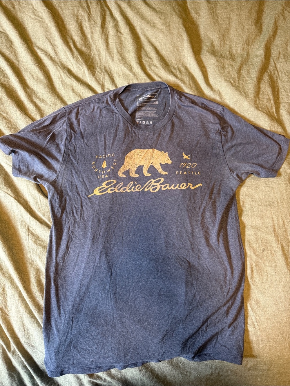 Eddie Bauer Navy T-Shirt with Beige Bear Graphic
